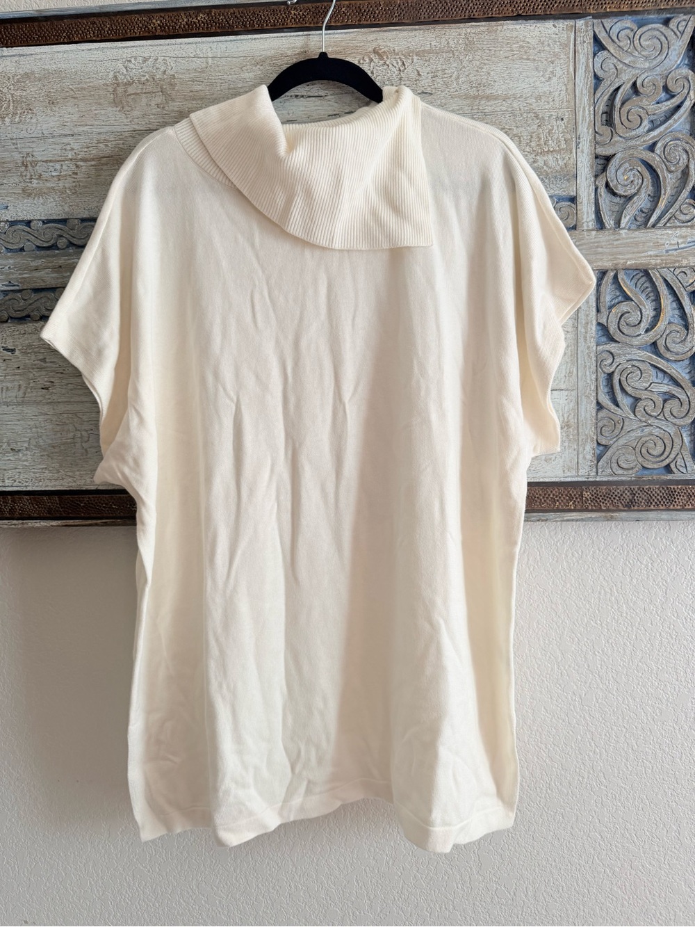 Vince Camuto Cream Short-Sleeve Funnel Neck Top